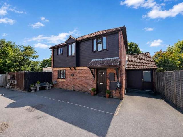 3 Bedroom Detached House