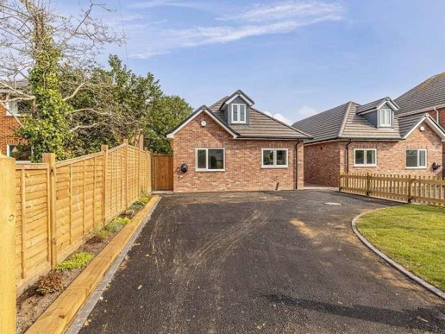 3 Bedroom Detached House
