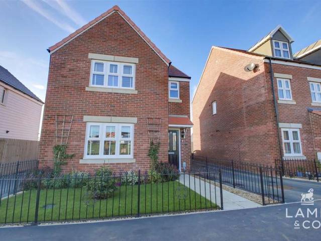3 Bedroom Detached House