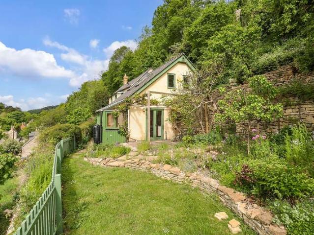 3 Bedroom Detached House