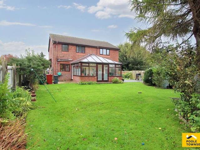 3 Bedroom Detached House
