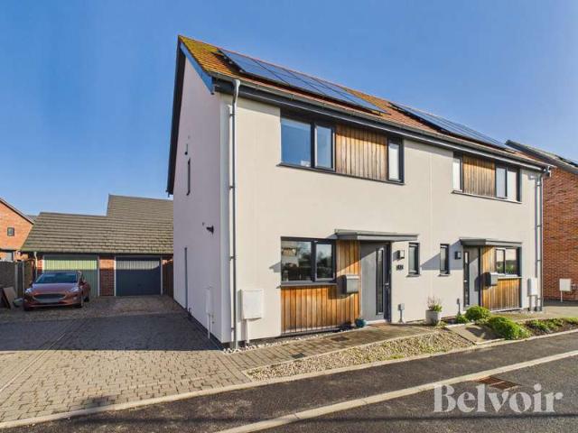 3 Bedroom Detached House