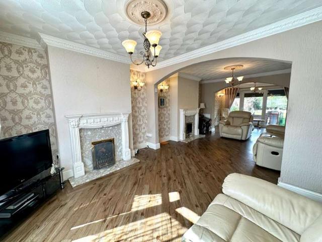 3 Bedroom Detached House
