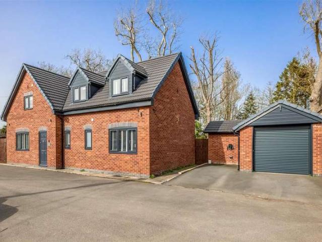3 Bedroom Detached House