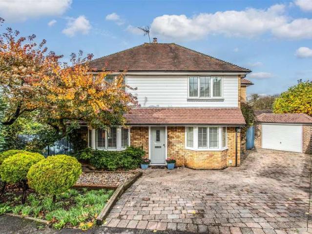 3 Bedroom Detached House