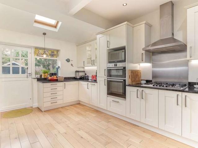 3 Bedroom Detached House