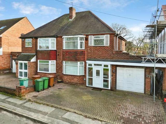3 Bedroom Detached House
