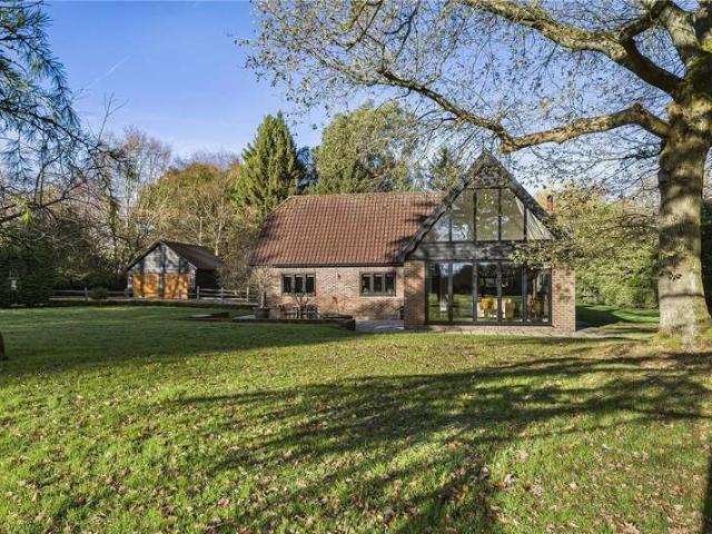 3 Bedroom Detached House
