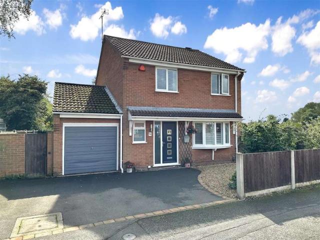 3 Bedroom Detached House
