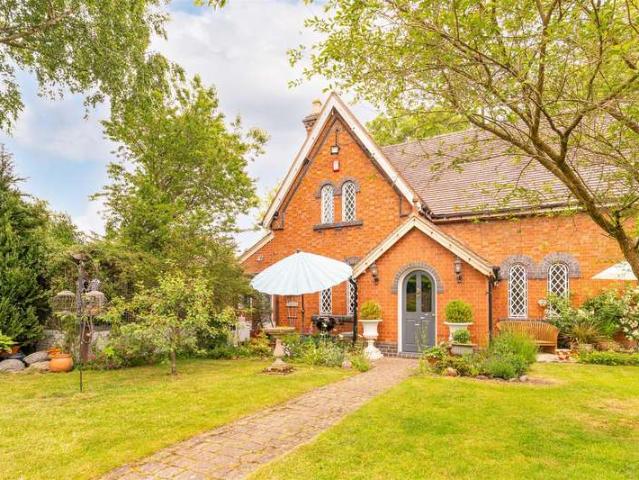 3 Bedroom Detached House