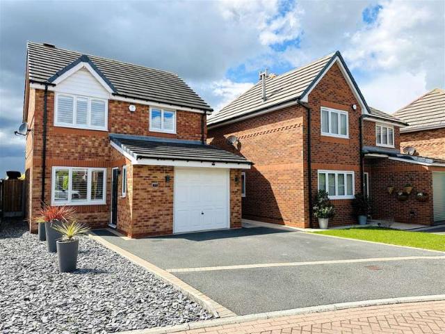 3 Bedroom Detached House