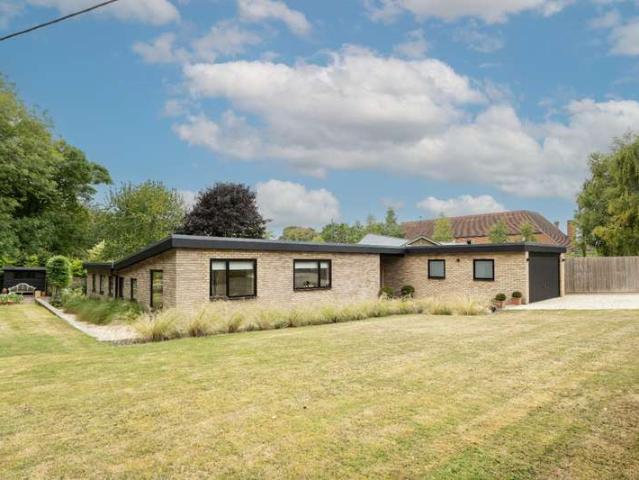 3 Bedroom Detached House