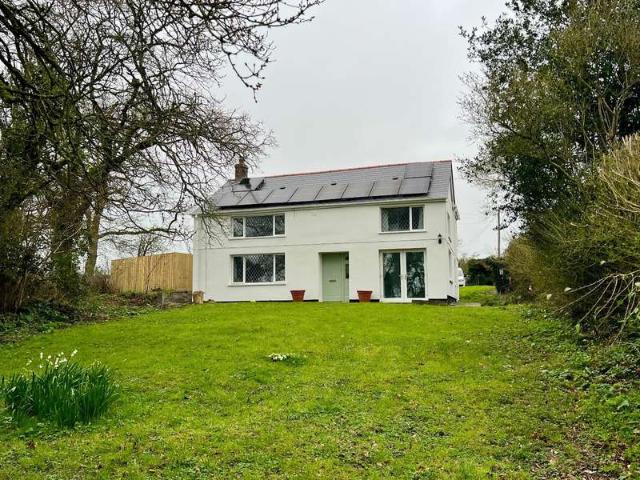 3 Bedroom Detached House