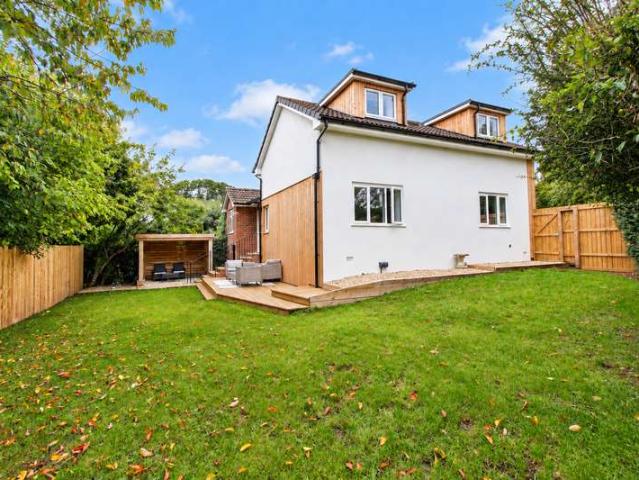 3 Bedroom Detached House