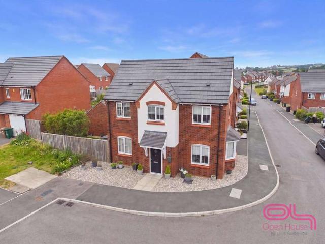 3 Bedroom Detached House