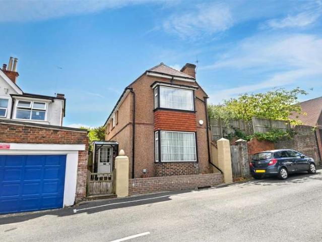 3 Bedroom Detached House