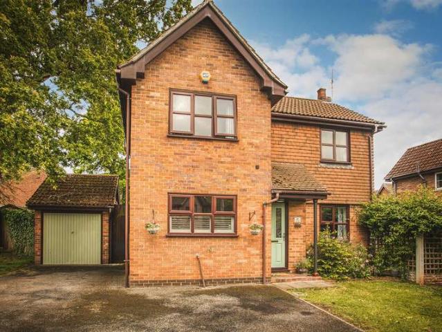3 Bedroom Detached House