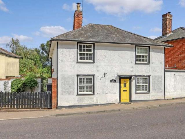 3 Bedroom Detached House