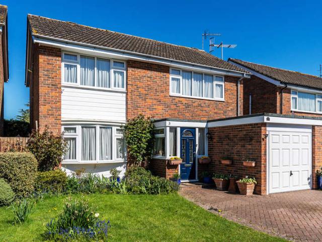 3 Bedroom Detached House