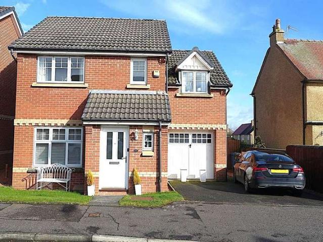 3 Bedroom Detached House