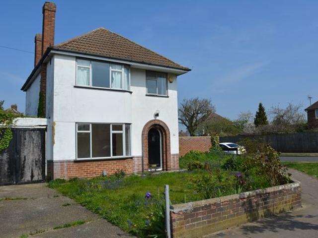 3/4 Bedroom Detached House, Goldington, Company Let MK41, 3 bed shared accommodation to rent, £1,650 pcm | PrimeLocation