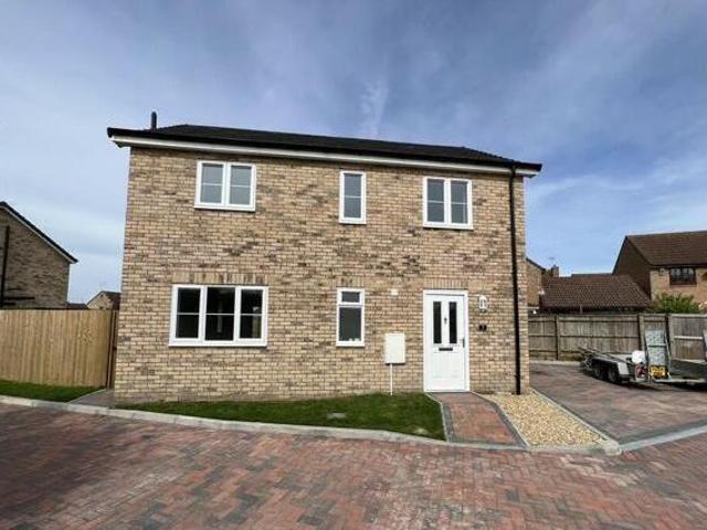 3 Bedroom Detached House For Rent In Chatteris, Cambs