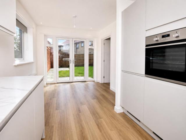 3 bedroom detached house for rent in Chillingham Grove, Whitehouse, Milton Keynes, MK8