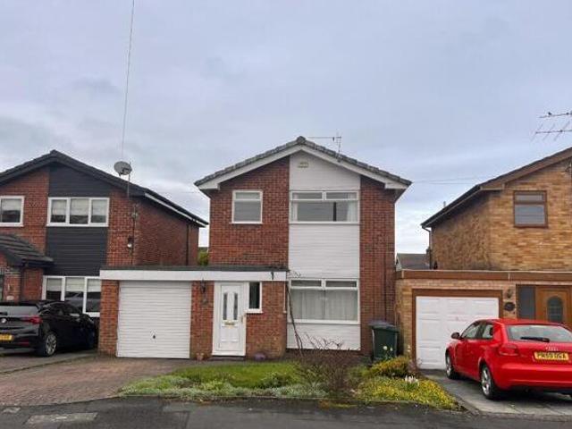 3 Bedroom Detached House For Rent In Chorley, Lancashire