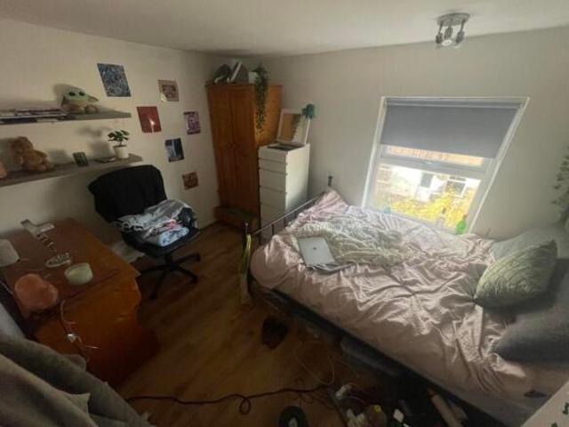 3 bedroom detached house for rent in Cromwell Street, Nottingham, NG7