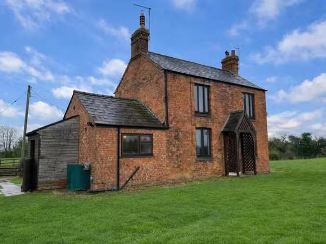 3 bedroom detached house for rent in Flag Lane, Aston, Nantwic.