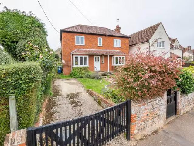 3 bedroom detached house for rent in Lavenham, Sudbury, Suffol.