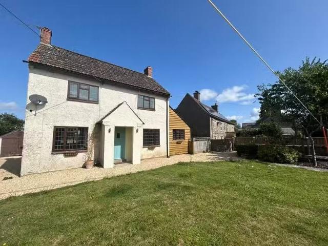 3 bedroom detached house for rent in Nunney, Frome, BA11