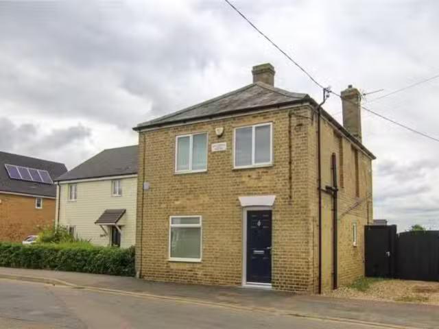 3 bedroom detached house for rent in Rockmill End, Willingham.