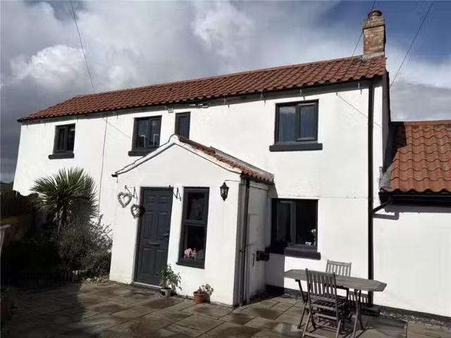 3 bedroom detached house for rent in Reveller Mews, Yafforth.