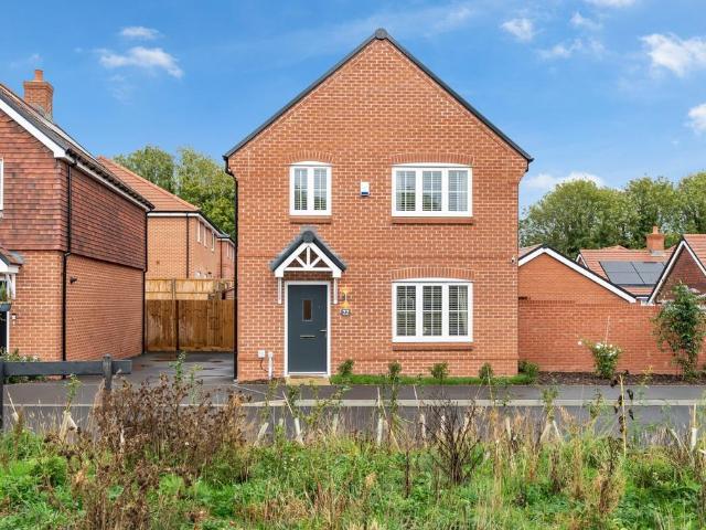3 bedroom detached house for sale