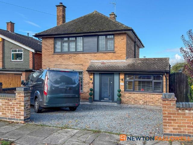 3 bedroom detached house for sale