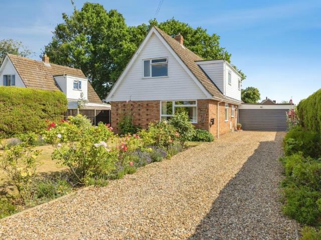 3 bedroom detached house for sale