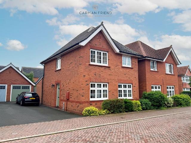 3 bedroom detached house for sale