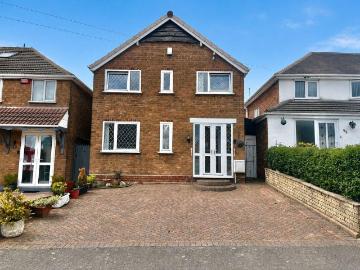 3 bedroom detached house for sale