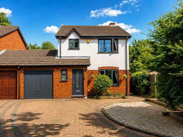 3 bedroom detached house for sale