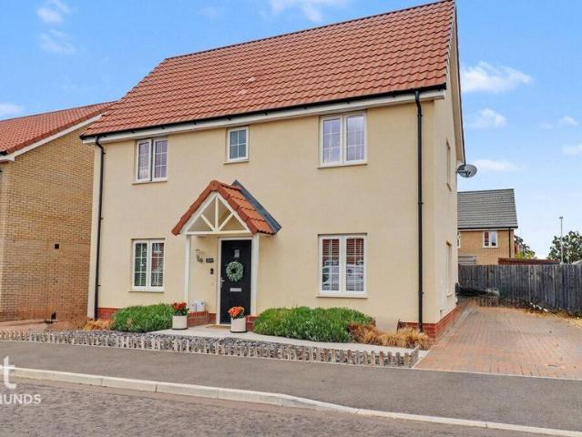 3 bedroom detached house for sale