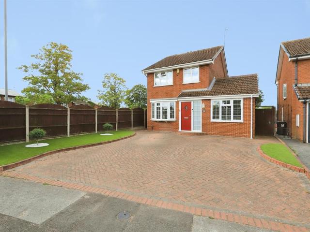 3 bedroom detached house for sale