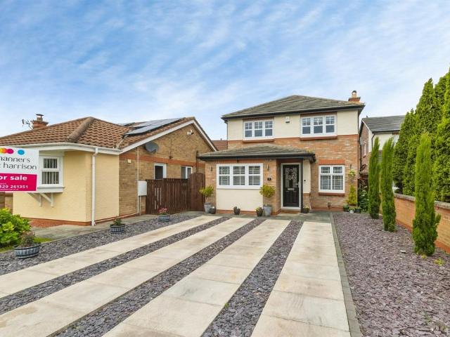 3 bedroom detached house for sale