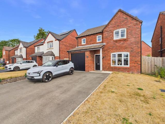 3 bedroom detached house for sale
