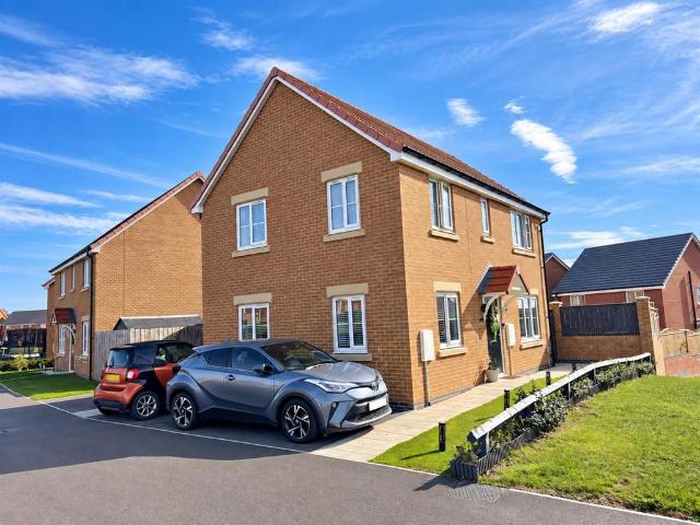 3 bedroom detached house for sale