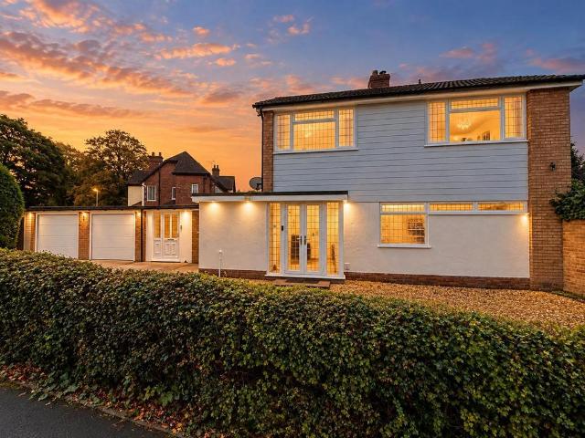3 bedroom detached house for sale