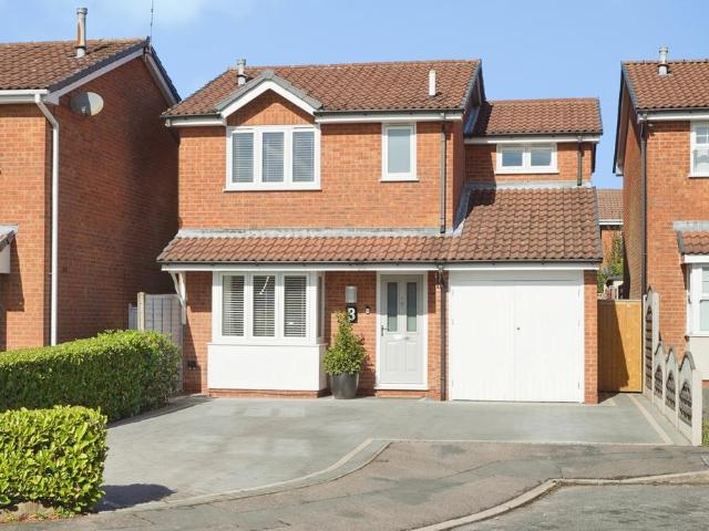 3 bedroom detached house for sale