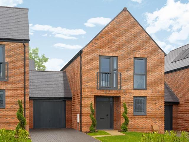 3 bedroom detached house for sale