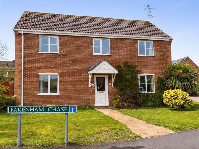 3 bedroom detached house for sale