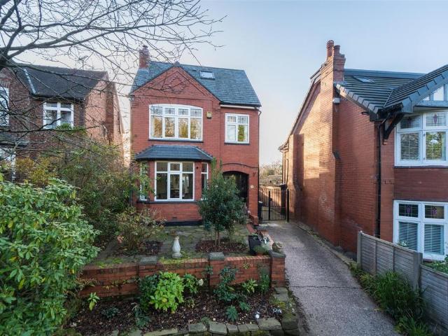 3 bedroom detached house for sale